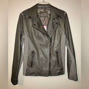 Sebby Collection NWT Taupe Leather Jacket